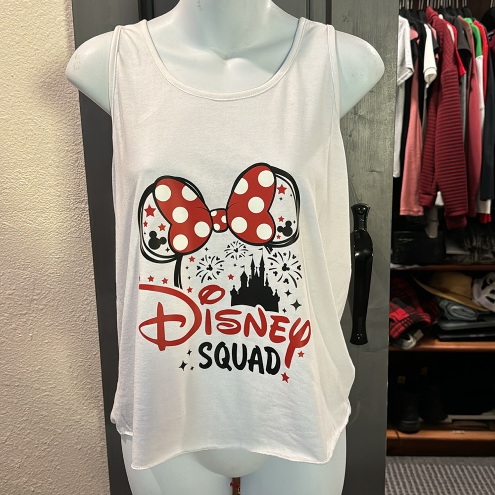 ❤️ New Razor back top Disney Squad